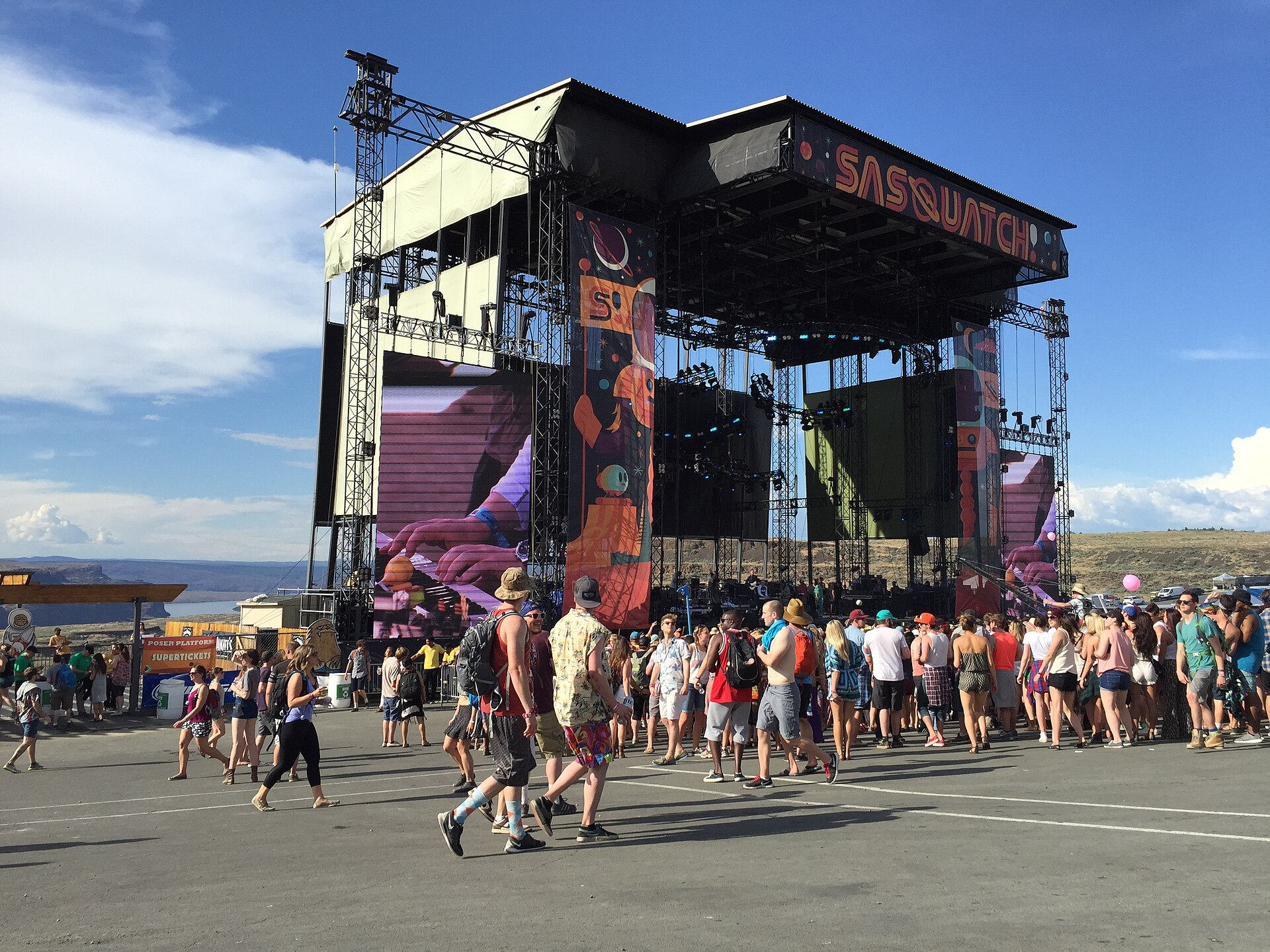 Main stage of Sasquatch! Music Festival in May 2015