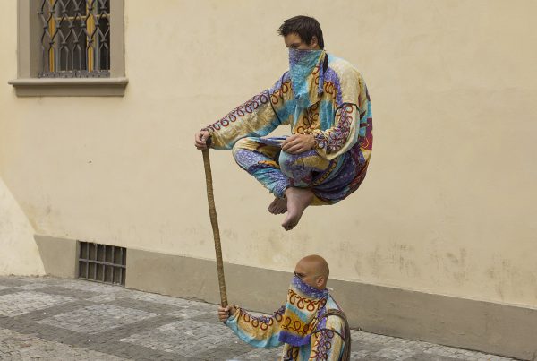 Czech-2013-Prague-Street performers (crop)